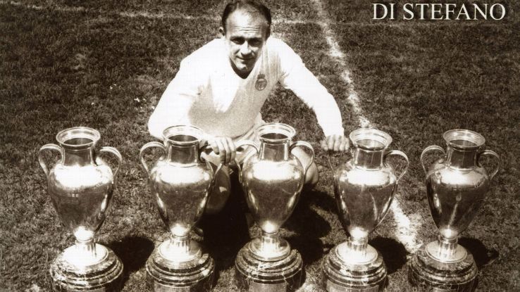 Alfredo di Stefano - Real Madrid Cups.jpg