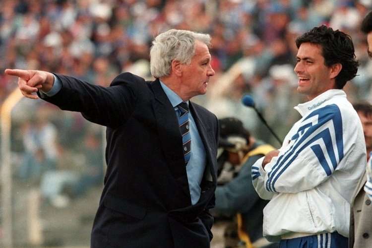 Bobby Robson & Jose Mourinho (Porto).jpg