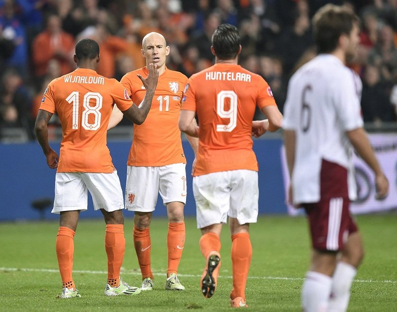 Robben (Netherlands - Latvia) (A).jpg