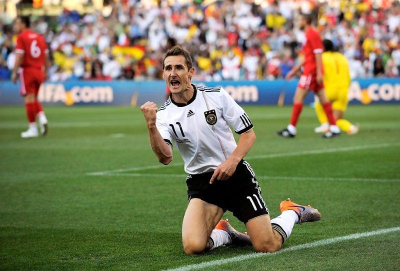 Miroslav Klose (Germany - England) (2010 FIFA World Cup).jpg