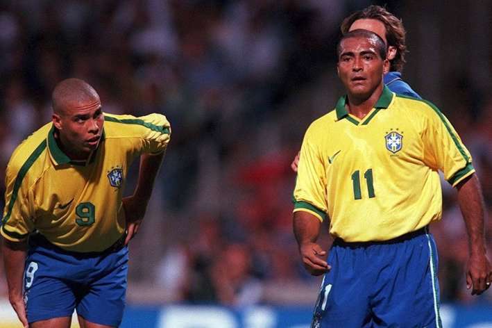Romario  & Ronaldo - 1997.jpg