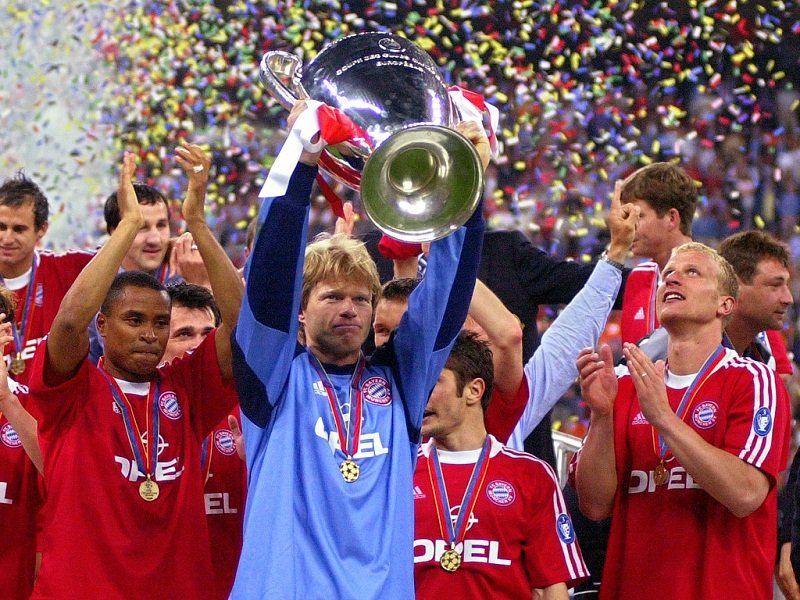 Oliver Kahn (Bayern - 2000-01 UEFA Champions League Champions).jpg
