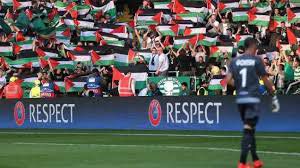 celtic_hapoel_Palestinian_flag_1.jpg