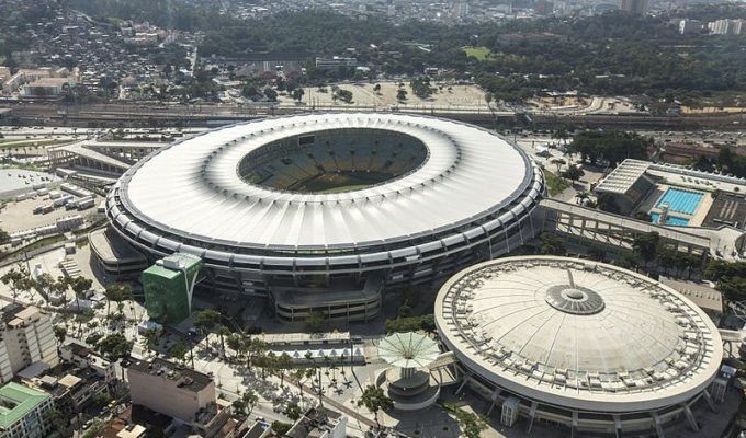 800px-Maracana_Stadium_June_2013.jpg