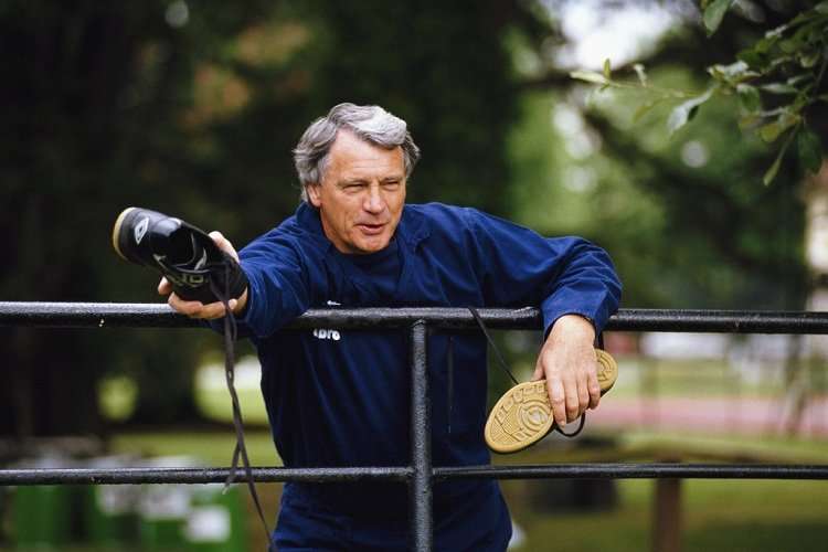 Bobby Robson (1989 England Training).jpg