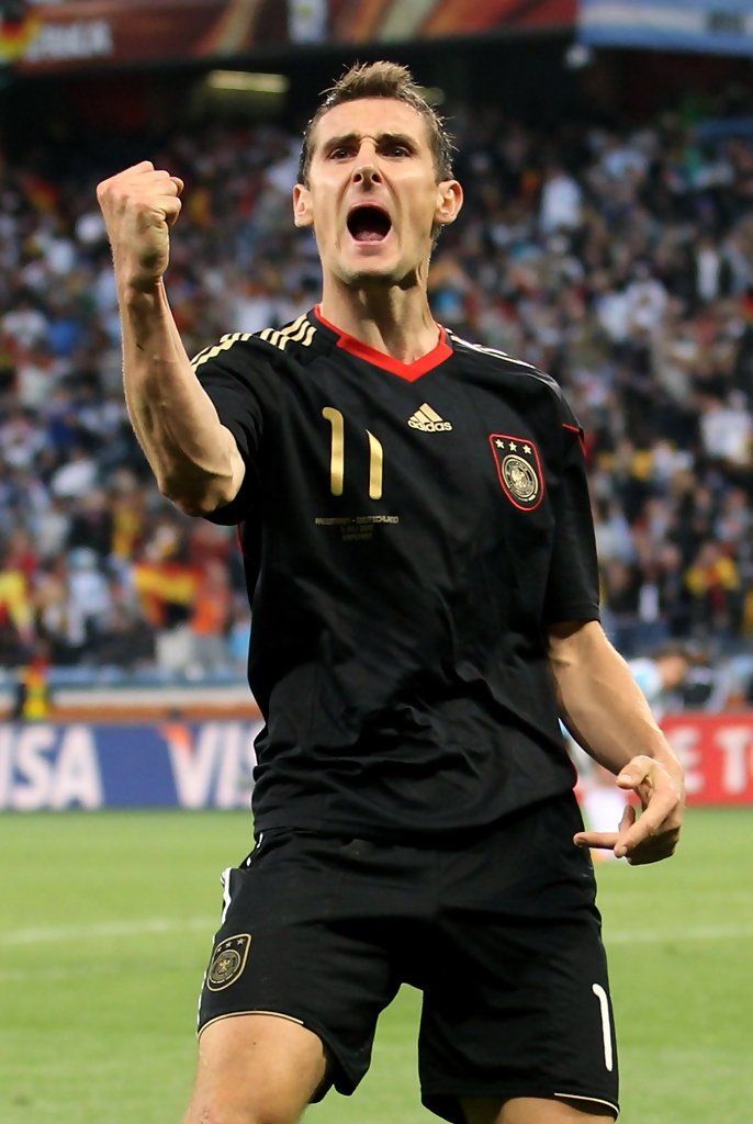 Miroslav Klose (Argentina - Germany) (2010 FIFA World Cup).jpg