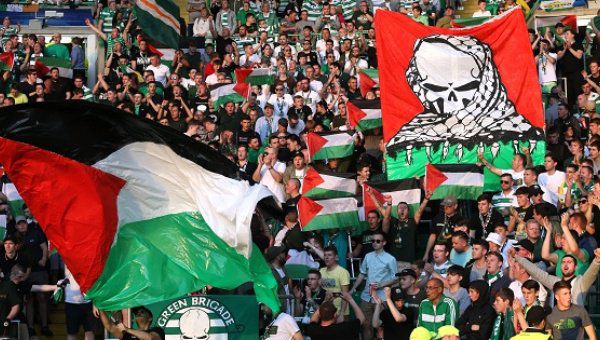 celtic_hapoel_Palestinian_flag_2.jpg