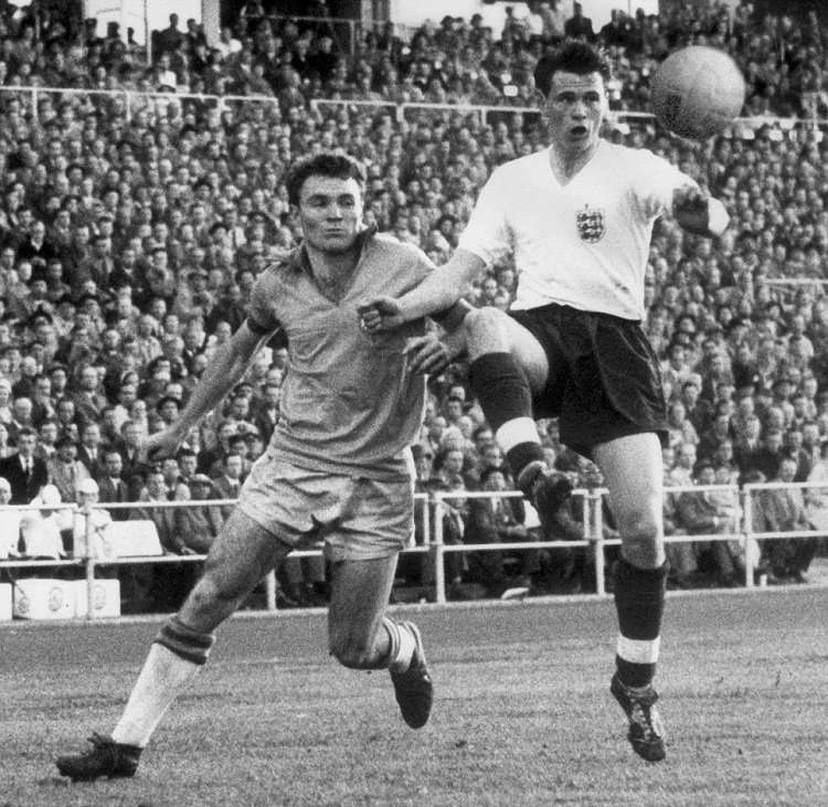 Bobby Robson (1958 FIFA World Cup).jpg