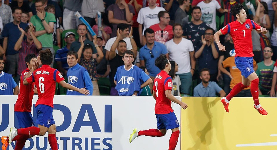 شادی بازیکن کره بعد از گلزنی|کره جنوبی 2 - 0 ازبکستان / جام ملت های آسیا