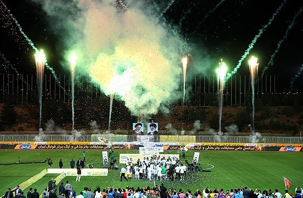 جشن بازیکنان ذوب آهن|None