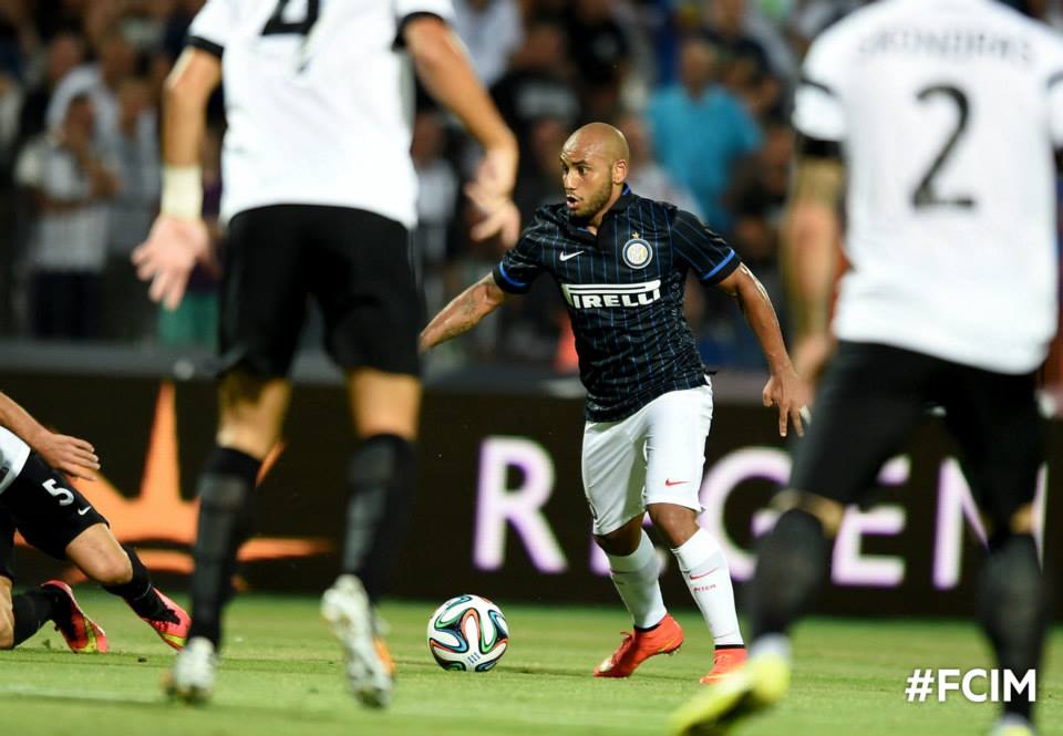 تلاش بازیکن اینتر برای بازی سازی|پاوک 0-0 اینتر میلان / دیدار دوستانه