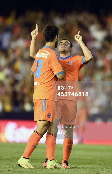 شادی مهاجم والنسیا|والنسیا 2-1 آث میلان / دیدار دوستانه