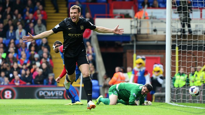 ادین ژکو|شادمانی ژکو بعد از باز کردن دروازه کریستال پالاس