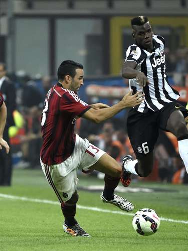 پل پوگبا|میلان 0-1 یوونتوس‬‎ / سری آ