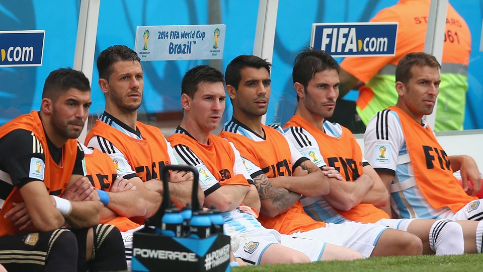 لیونل مسی|تعویض شدن لیونل مسی در جریان بازی با نیجریه.