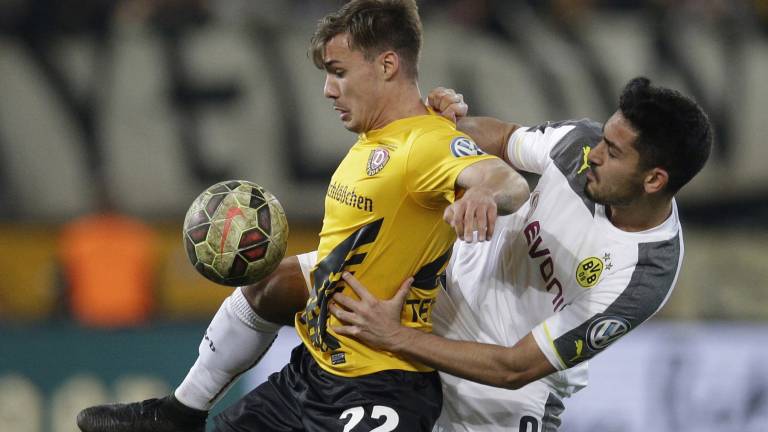 اُموت گوندوگان|دينامو دٍرٍسدن 0 - 2 بوروسيا دورتموند / جام حذفی