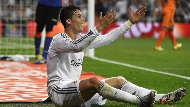 کریستیانو رونالدو|عکس العمل رونالدو در مقبال بازیکنان والنسیا