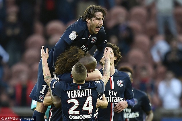 شادی بازیکنان پی اس جی|پاریس سن ژرمن 4 - 1 لنز / لوشامپیونه