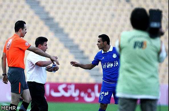 آرش برهانی|نفت تهران 2-0 استقلال / لیگ برتر