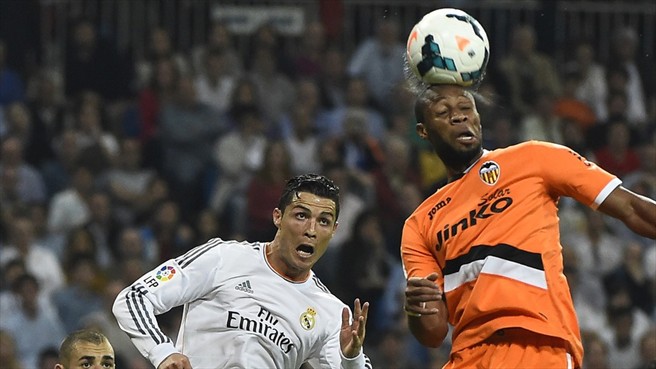 سیدو کیتا - رونالدو|پرواز کیتا برای جلوگیری از رسیدن توپ به رونالدو