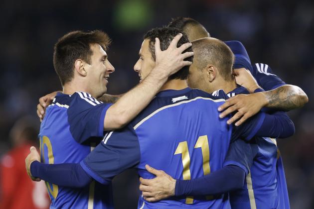 لیونل  مسی|شادمانی بازیکنان آرزانتین بعد از گلزنی مقابل ترینداد و توباگو.