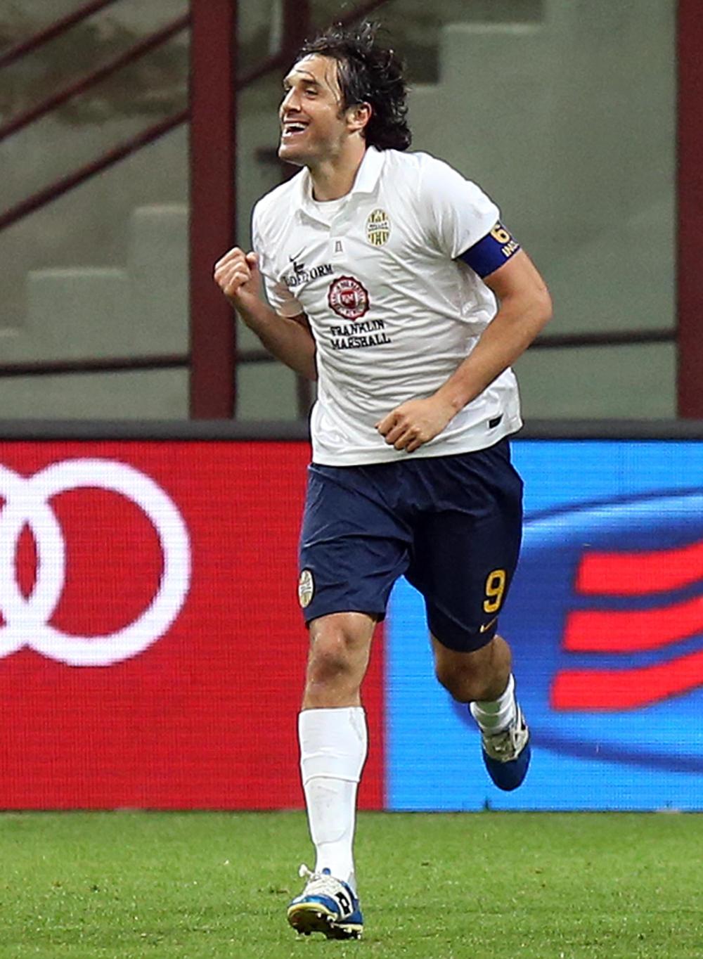 لوکا تونی|میلان 2 - 2 هلاس ورونا / سری آ