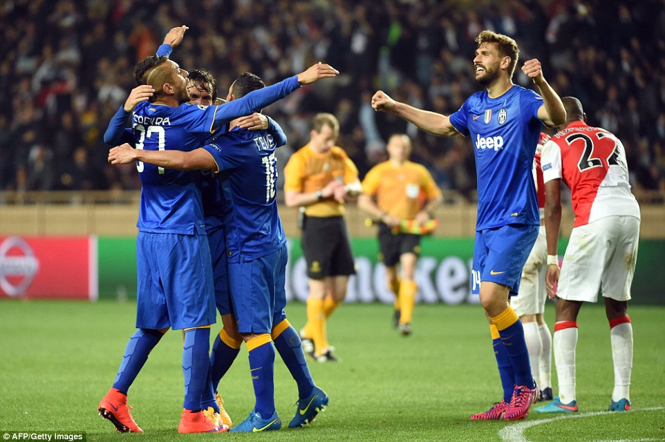 شادی بازیکنان یووه|موناکو 0 - 0 یوونتوس / لیگ قهرمانان