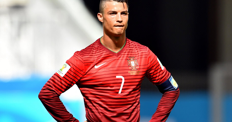 کریستیانو رونالدو|عکس العمل کریستیانو رونالدو در بازی مقابل تیم ملی غنا.