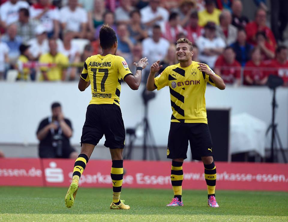 چیرو ایموبیلِ|شادمانی ایموبیله از  دورتموند بعد از باز کردن دروازه اسن.