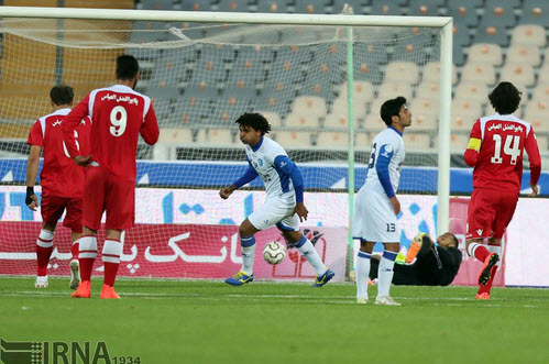 صحنه باز شدن دروازه پرسپولیس|پرسپولیس تهران 2 - 2 گسترش فولاد تبریز / لیگ برتر