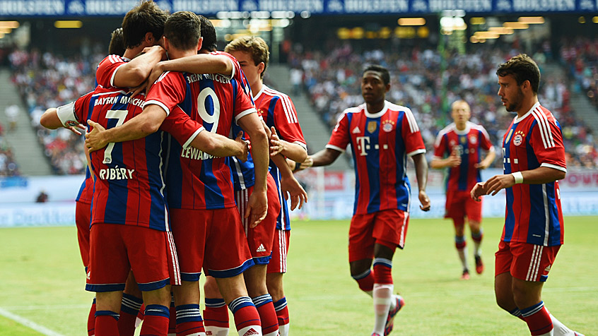 بایرن مونیخ|شادی رابرت لواندوفسکی بعد از باز کردن دروازه ولفسبورگ.