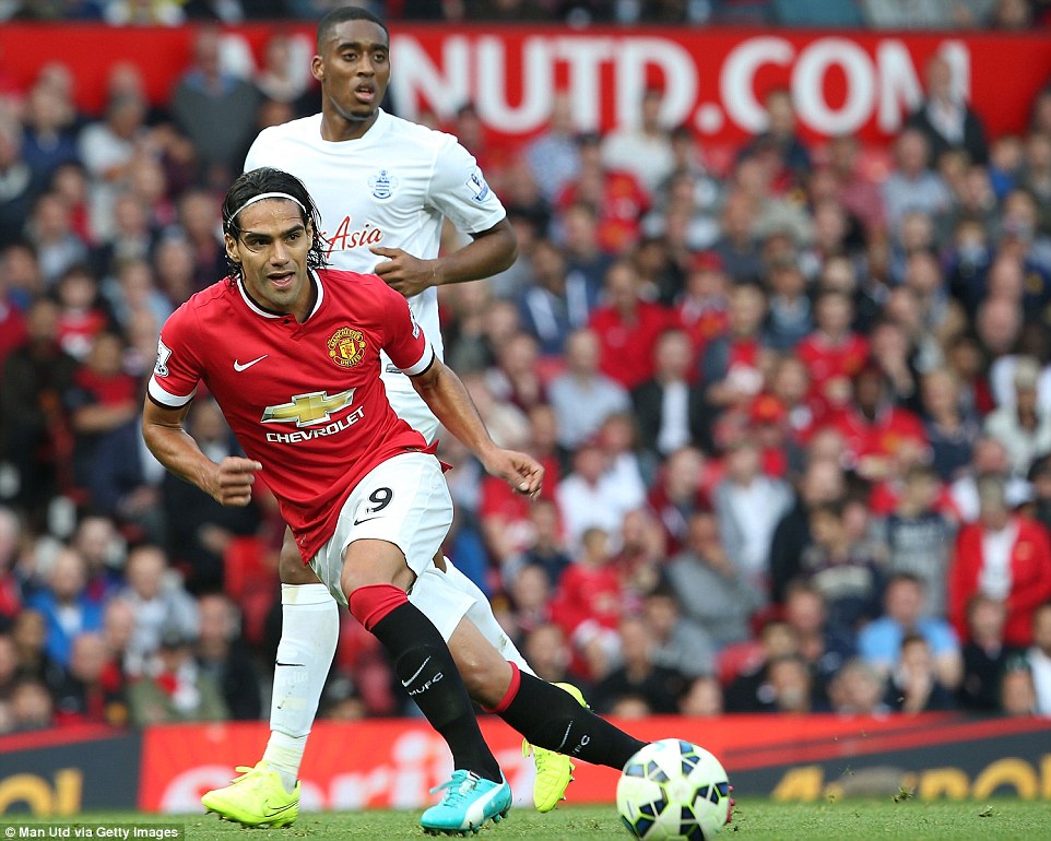 رادامل فالكائو|منچستر یونایتد 4 -0 کیو‌پی‌آر/ لیگ جزیره