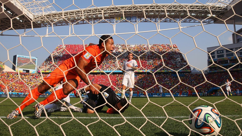 ممفیس دیپای|هلند 2-0 شیلی /مرحله گروهی جام جهانی