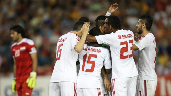 شادی بازیکنان بازیکنان امارات|عراق 2 - 3 امارات / جام ملت های آسیا 2015