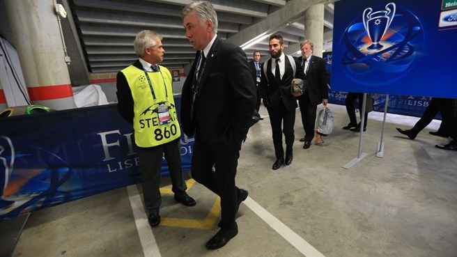 کارلو آنجلوتی|کارلو آنجلوتی، سرمربی رئال مادرید، افکار خود را مرور می کند.