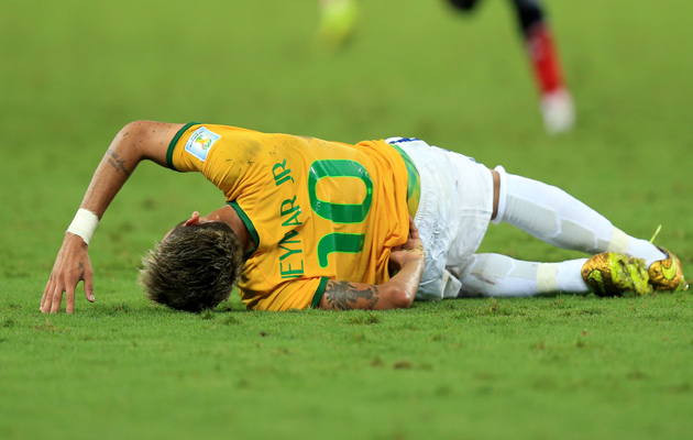 neymar-injury-v-colombia.jpg