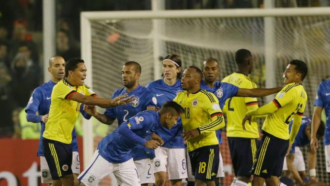 درگیری نیمار و باکا|برزیل 0 - 1 کلمبیا / کوپا آمریکا  2015