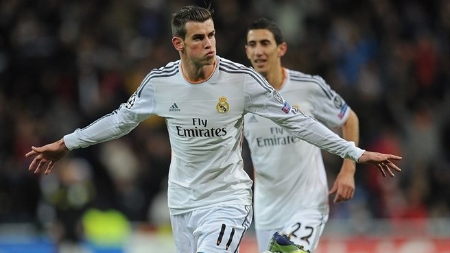 گرت بیل|گرت بیل پس از گلزنی برابر گالاتاسرای به شادمانی می پردازد، وی در پنجمین حضور خود در قالب باشگاه رئال، موفق شد تا دومین گل خود را به ثمر برساند.