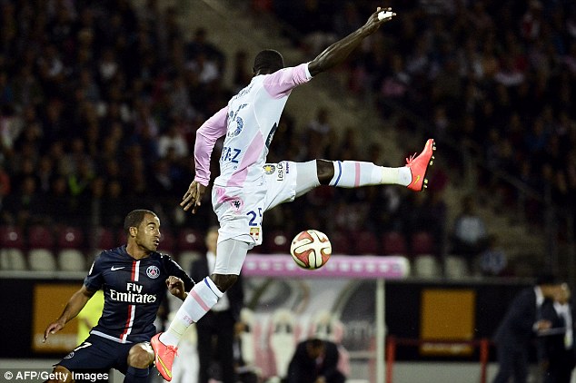 جاناتان منسا|اویان 0-0 پاری سن ژرمن / لوشامپیونه