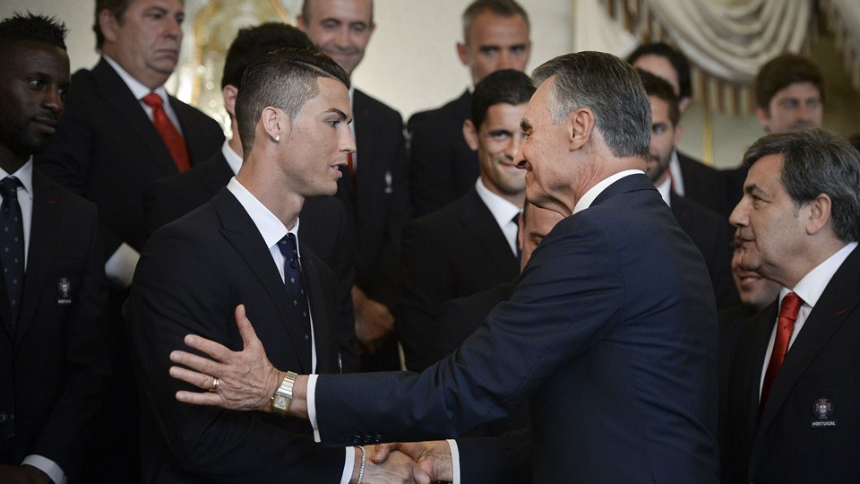 کریستیانو رونالدو|همچنین بازیکنان و کادر فنی تیم در جلسه ای رییس جمهور کشورشان را نیز ملاقات کردند