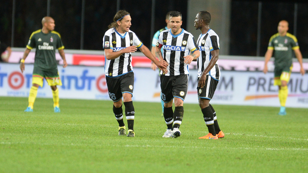 شادی بازیکنان اودینزه|اودینزه 2 - 3 میلان / سری آ