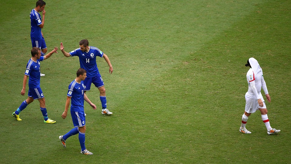 بوسنی|شادمانی بازیکنان بوسنی بعد از زدن گل دوم در مقابل ایران.