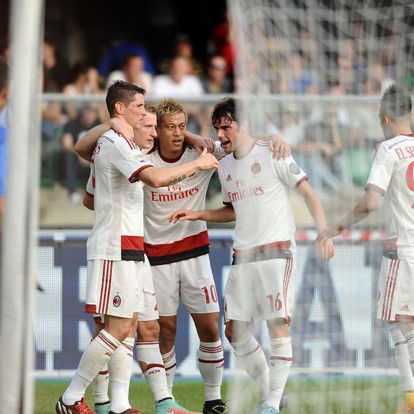 فرناندو تورس|ورونا ۱ - 3 آث میلان / سری آ