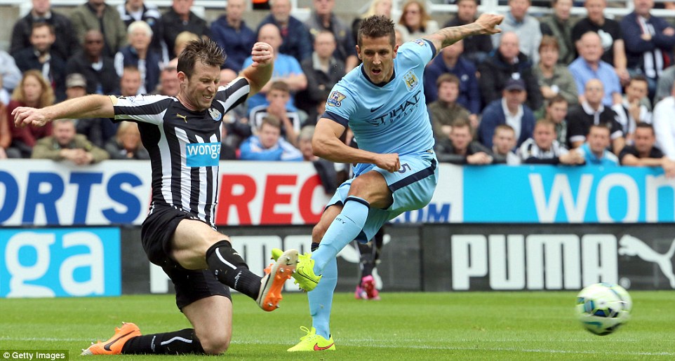 استوان یووتیچ|نیوکاسل 0-2 منچستر سیتی / لیگ جزیره