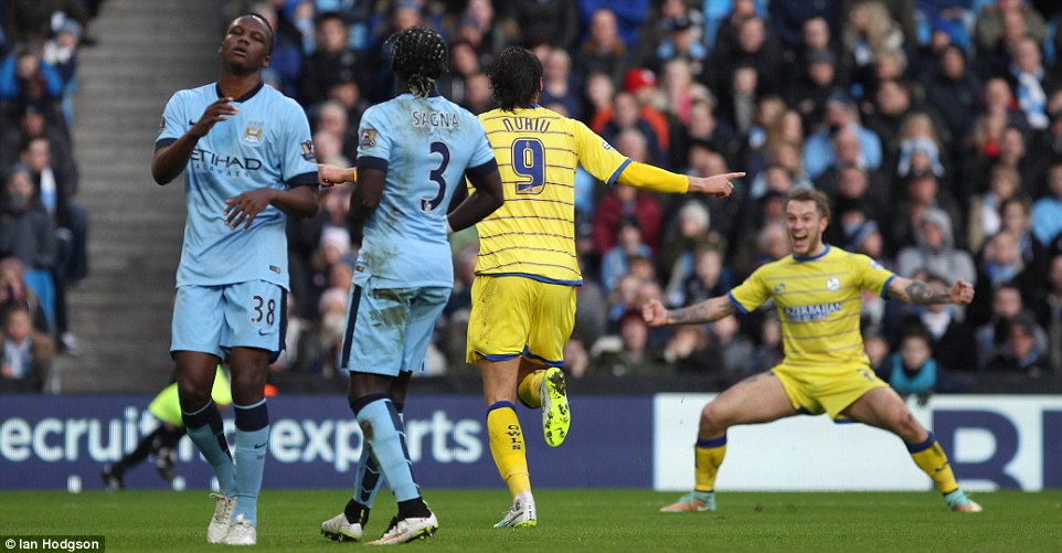 آتهه نوهیو|منچستر سیتی 2 - 1 شِفیلد وِنزدِی / لیگ جزیره