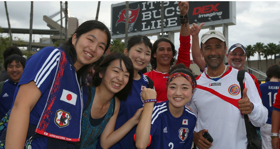 ژاپن|هواداران ژاپن استقبال خوبی از تیمشان کردند