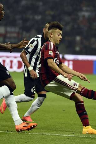 استفان الشعراوی|میلان 0-1 یوونتوس‬‎ / سری آ