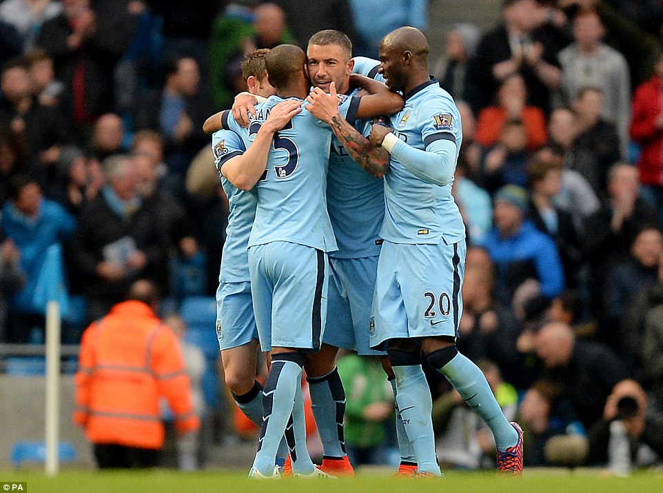 الکساندر کلاروف|منچستر سیتی 3 - 2 آستون ویلا / لیگ جزیره