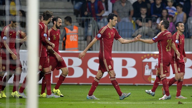 شادی بازیکنان اسپانیا|بلاروس 0 - 1 اسپانیا / مقدماتی یورو 2016