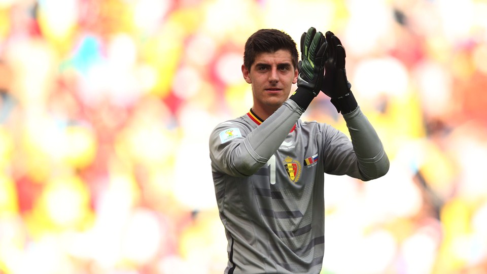 تیبات كورتوا|جواب دروازه بان تیم ملی بلژیک ،  تیبات كورتوابه ابراز احساسات هواداران تیمشان .